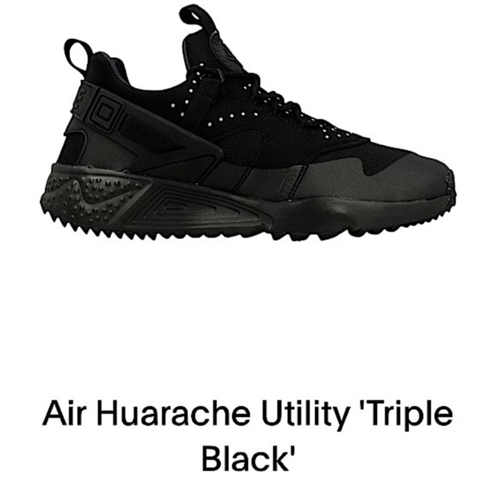Nike Triple Black Air Huarache Utility Shoes 8 EUC